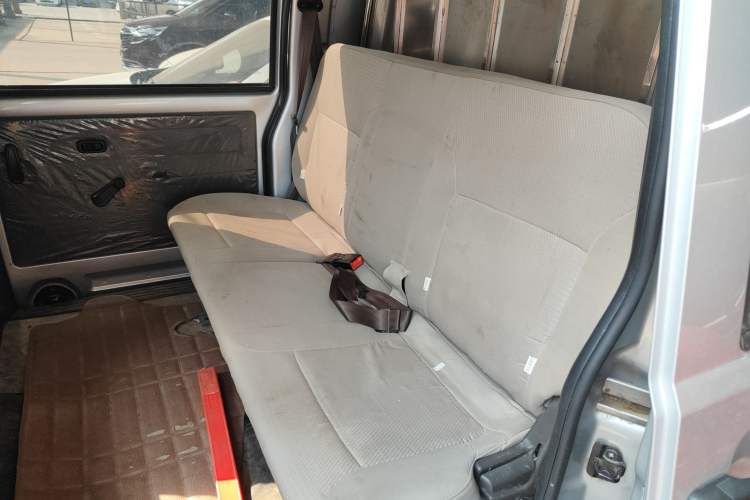 Used Wuling Rongguang S 2021 1.2L Base Model Window-Sealed 5-Seat LSI Car