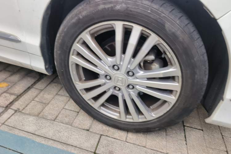 Used Honda Elysion 2016 2.4L Supreme Edition
