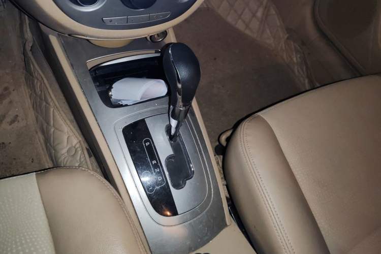 Used Buick Excelle 2013 1.5L Automatic Classic Model Gear Lever