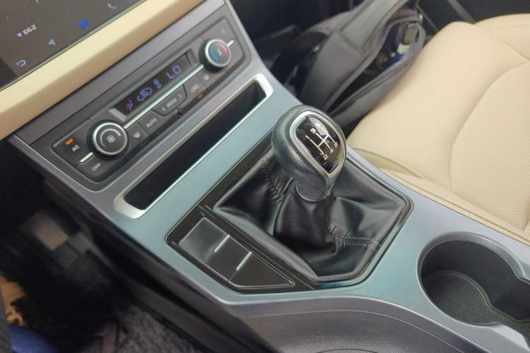 Used Geely Auto Emgrand 2018 1.5L Manual Luxury Model
