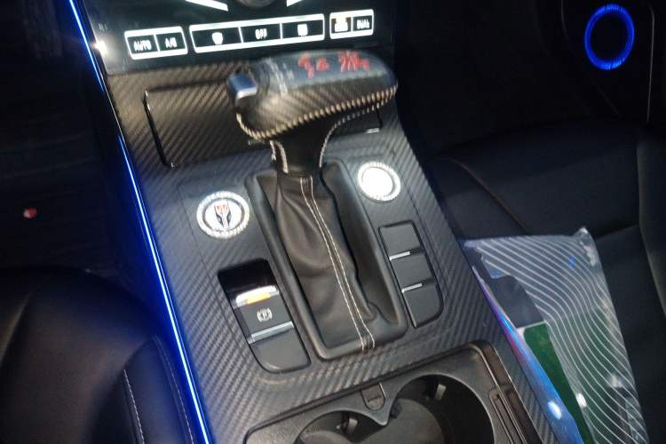 Used Hongqi H5 2018 30TD Dynamic Edition
