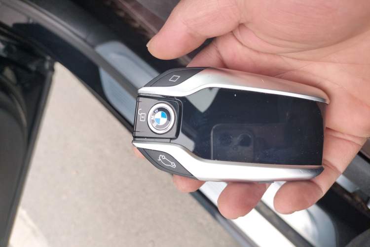 Used BMW 7 Series 2019 Restyled 740Li Leading Edition M Sport Package Vehicle Key