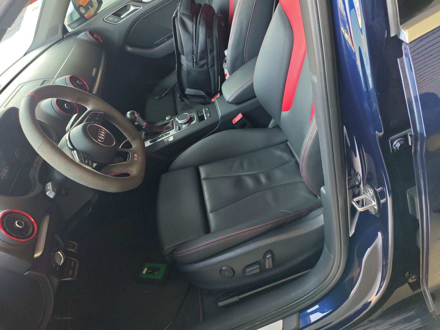 Interior delantero
