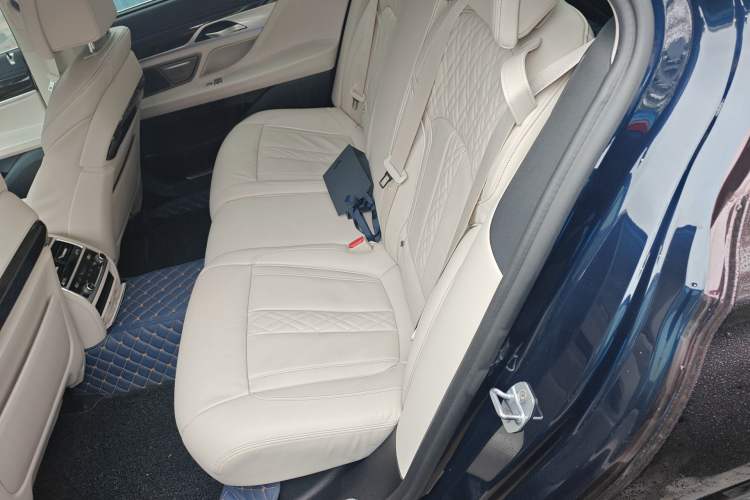 Used BMW 7 Series 2019 730Li Luxury Package
