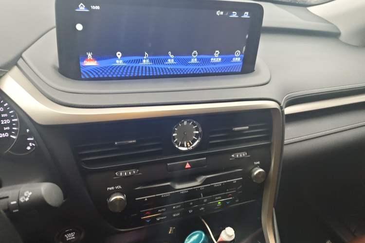 Used Lexus RX 2020 Revised Version 300 Two-Wheel Drive Elite Edition Audio And AC Panel