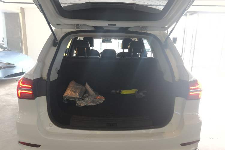 Used Roewe RX5 2022 330TGI Automatic National Style Edition
