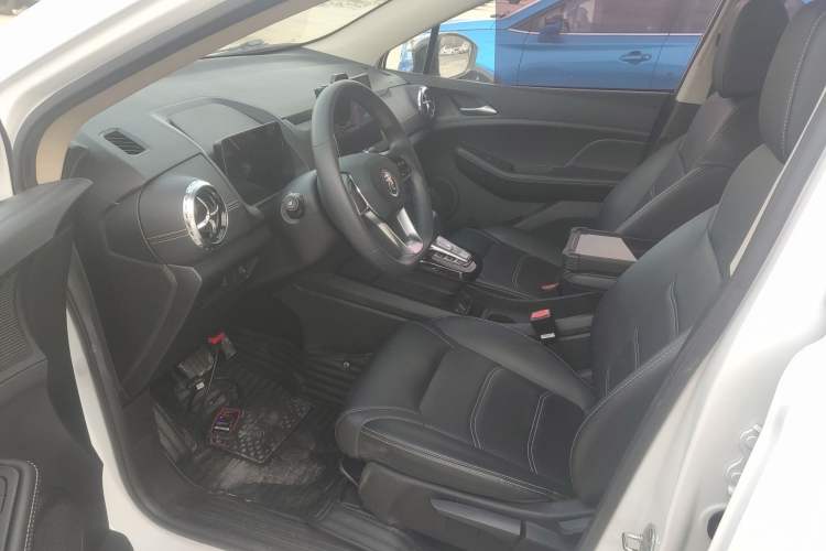 Used BYD Yuan New Energy 2019 EV535 Smart Connect Trendsetting Model Driver Seat