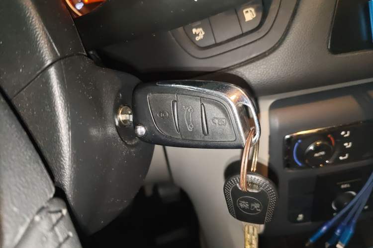 Used Citroen C5 2014 2.0L Automatic Zunyue Model