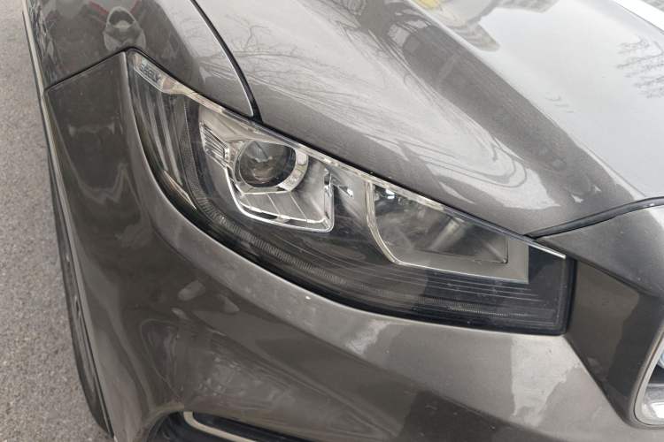 Used Geely Auto Emgrand X7 Sport 2020 1.8TD DCT Smart Connect PRO
