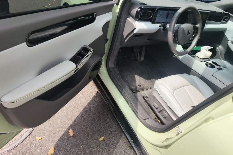 Used Leapmotor C01 2022 Rear-Drive Standard Range Version
