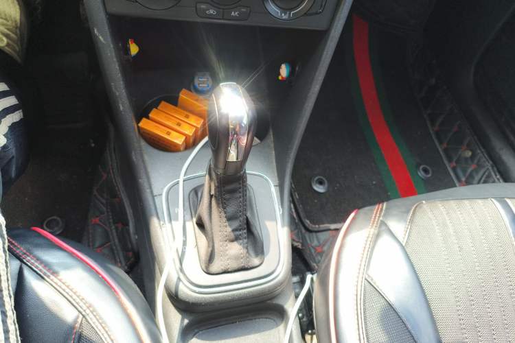 Used Volkswagen Polo 2016 1.4L Automatic Trendy Model
