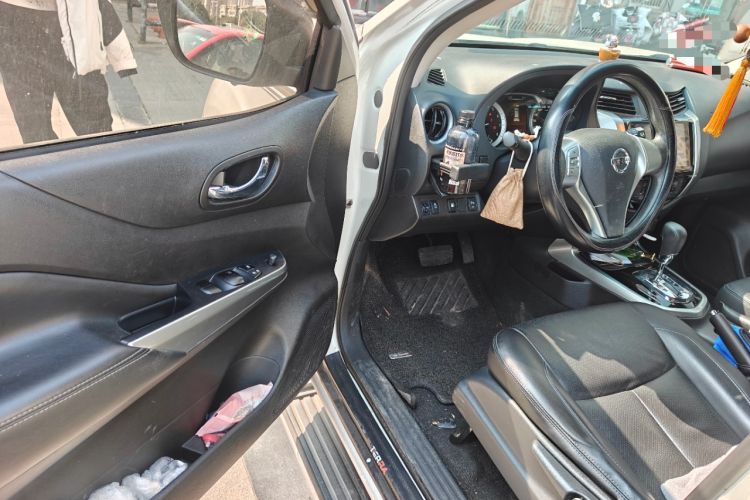 Used Nissan Terra 2020 2.5L XL Upper Automatic Two-Wheel Drive Luxury Edition
