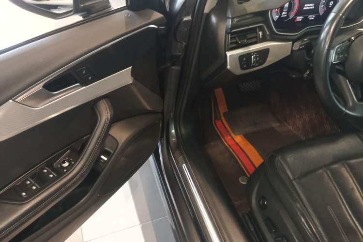 Used Audi A4L 2020 40 TFSI Fashion Dynamic Model Driver Seat