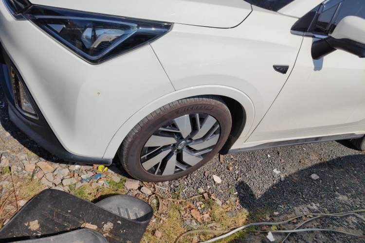 Used AION Trumpchi GE3 2018 530 Internet Premium Edition Exterior 2