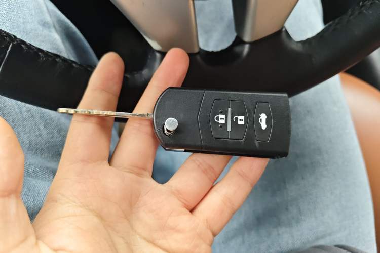 Used Mitsubishi Pajero 2011 V73 3.0L AT GLX
