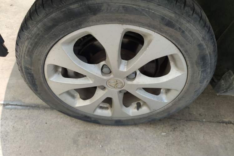 Used BAIC New Energy EC5 2019 New Style Edition Right Rear Wheel Hub