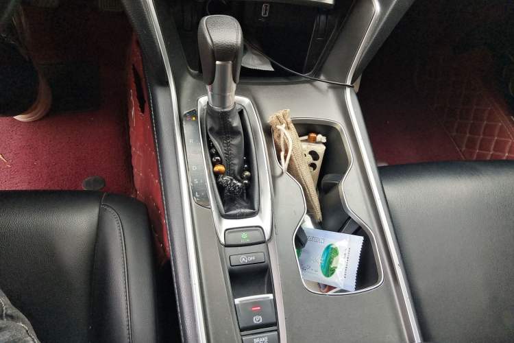 Used Honda Accord 2018 260TURBO Elite Edition China V Gear Lever