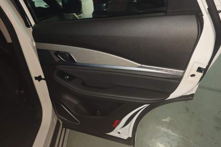 Used JETOUR X70 2020 1.5T DCT Comfort Edition 5-seater