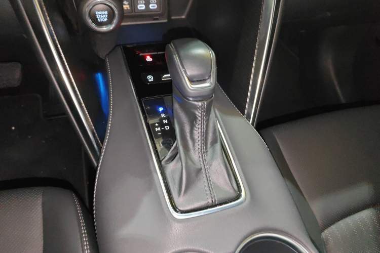 Used Toyota Venza 2024 2.0L CVT Two-Wheel Drive Prestige Edition