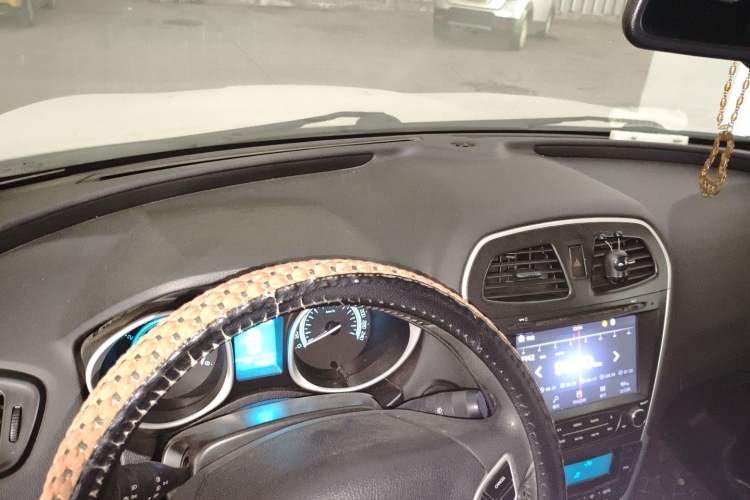 Used GAC Trumpchi GS5 2014 2.0L Manual Two-Wheel Drive Anniversary Value Edition