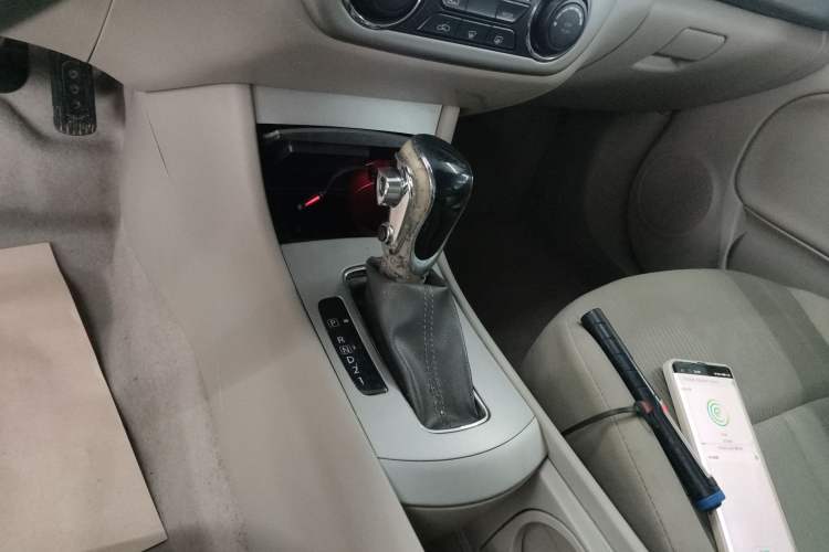 Used Dongfeng Aeolus A60 2012 1.6L Automatic Luxury Version
