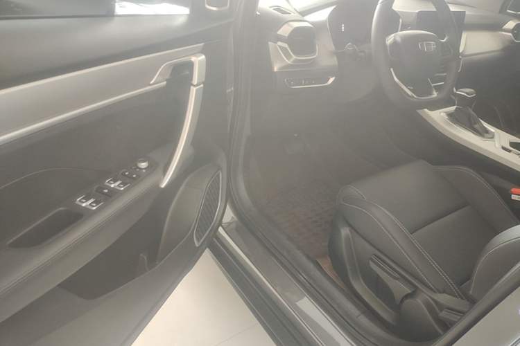 Used Geely Auto Coolray 2025 1.5L CVT Super Edition
