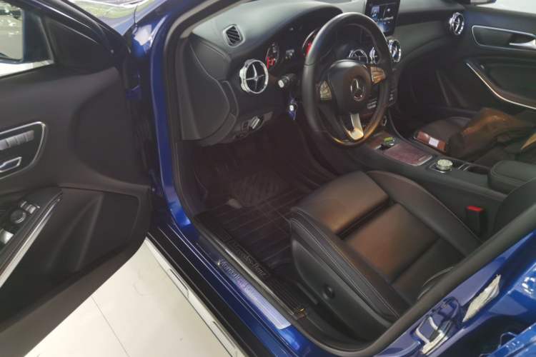 Used Mercedes-Benz GLA 2018 GLA 200 Fashion Model
