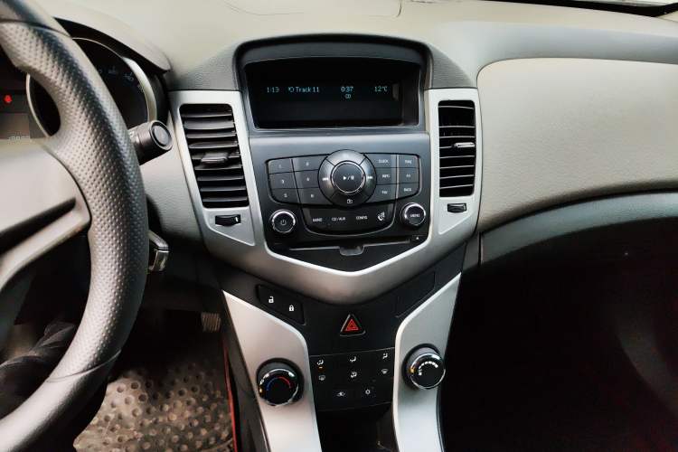 Used Chevrolet Cruze 2012 1.6L SL MT