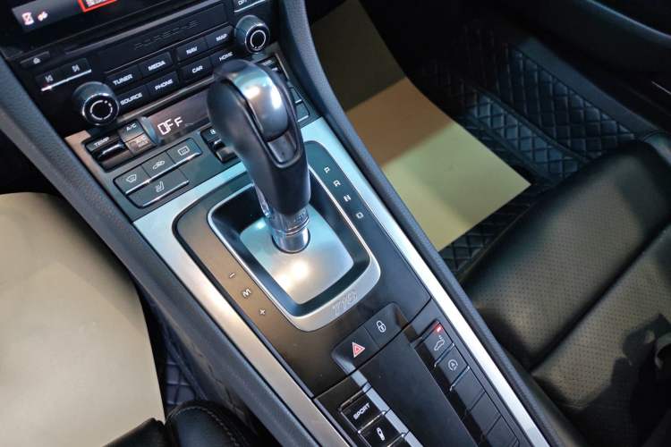 Used Porsche 718 2016 Cayman 2.0T