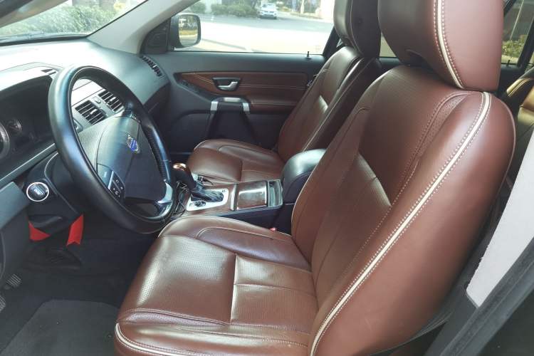 Used Volvo XC Classic 2014 T5 Executive Edition