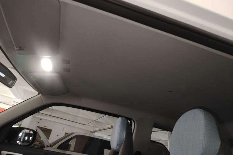 Used Geely Galaxy Panda 2024 Panda Mini 200km Endurance Bear Headliner