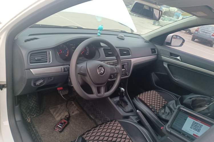 Used Volkswagen Lavida 2017 1.6L Automatic Fashion Edition
