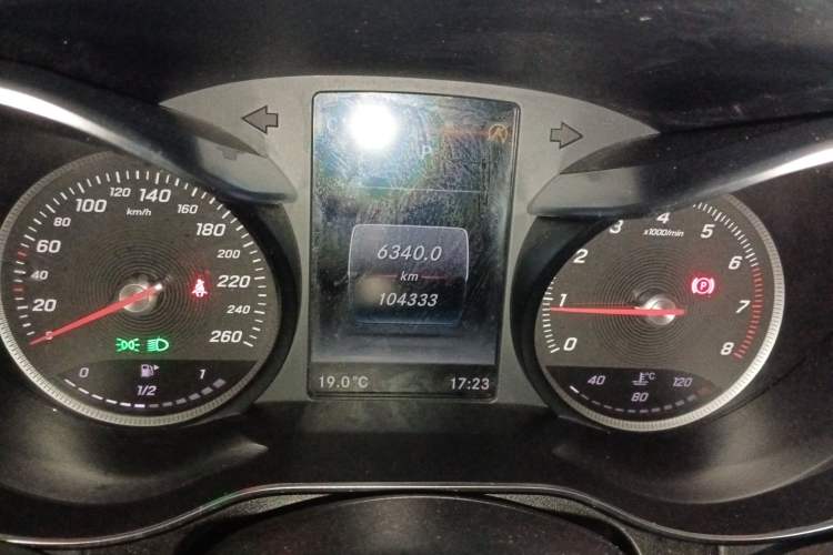 Used Mercedes-Benz GLC Coupe 2017 GLC 200 4MATIC Coupe SUV Instrument Cluster