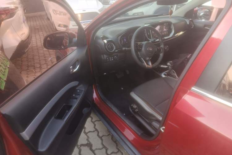 Used Kia kx1 Stonic 2019 1.4L Automatic Fun Edition China VI