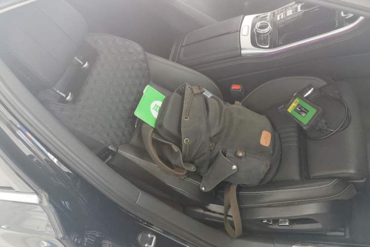 Used Hongqi H9 2020 2.0T Smart Connect Flagship Edition Right Front Seat