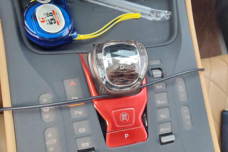 Used Denza D9 2022 EV 600 Four-Wheel Drive Flagship Model