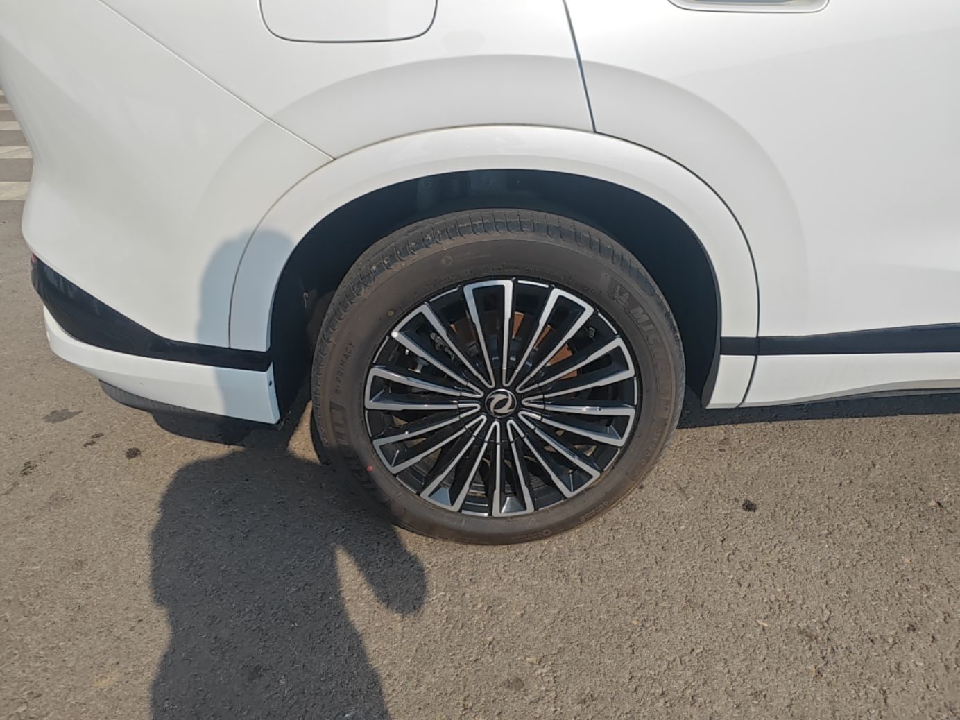Dongfeng Aeolus L8 2025 Model 185KM Ideal Edition — снимка 11