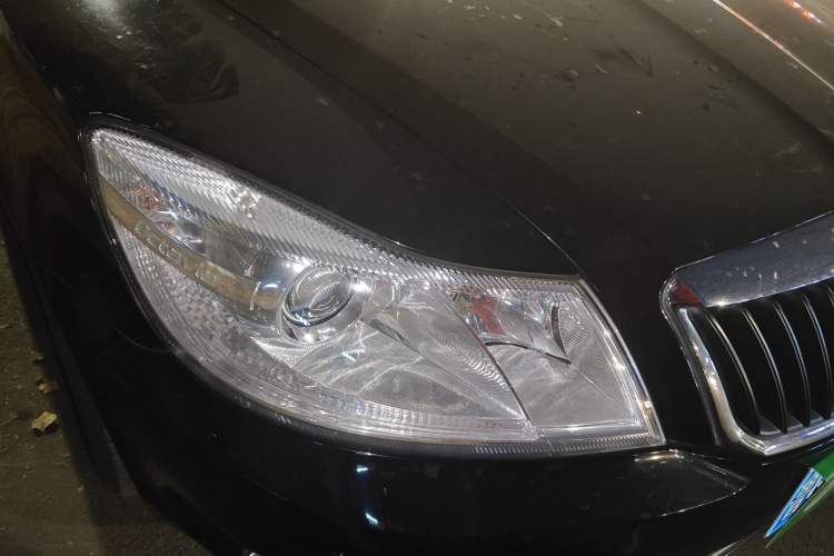 Used Skoda Octavia 2015 Classic Model 1.6L Manual Eado Version