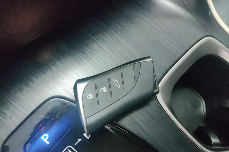 Used Lexus RZ 2023 450e All-Wheel Drive Luxury Edition
