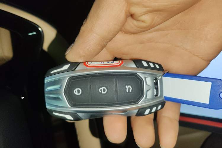 Used Geely Galaxy L6 2023 125km Starship Interior 1