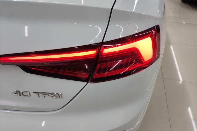 Used Audi A5 2017 Coupe 40 TFSI Fashion Model
