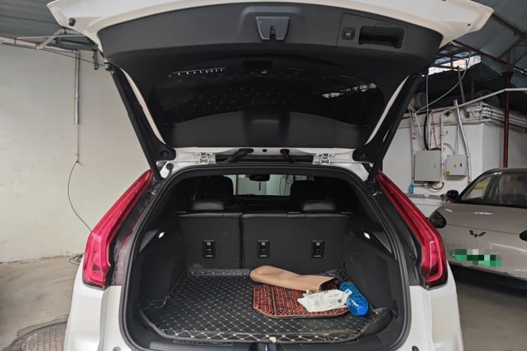 Used Cadillac XT4 2021 28T Two-Wheel Drive Leading Version
