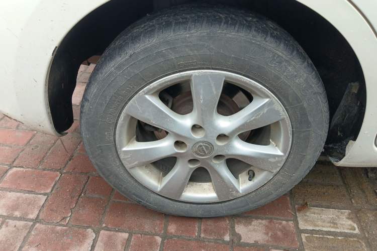 Used Nissan Tiida 2014 1.6L CVT Comfort Model
