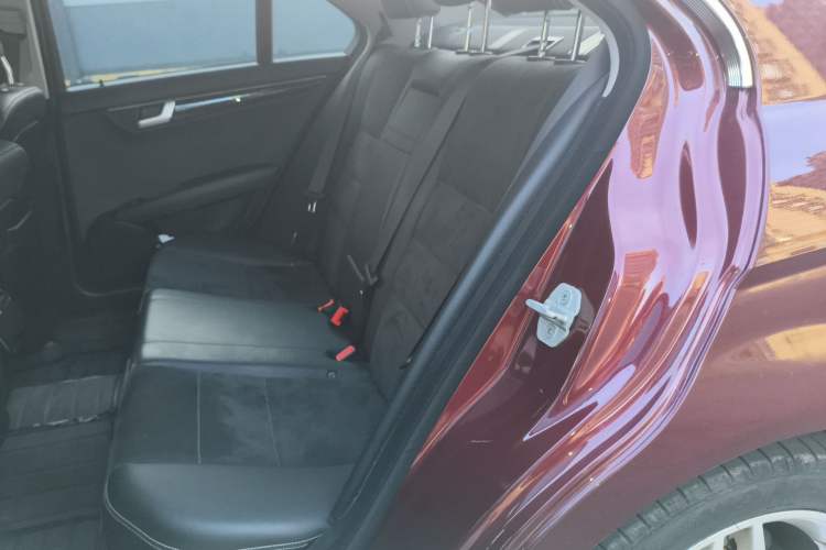 Used Mercedes-Benz C-Class 2013 C 260 Elegant Grand Edition