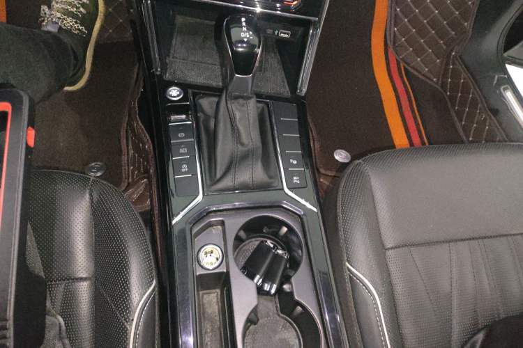 Used Volkswagen Passat 2023 380TSI Luxury Edition
