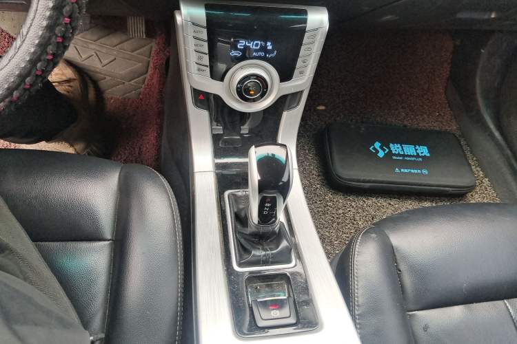 Used Luxgen 5 2014 Honor Navigation Edition 1.8T Automatic Luxury Model