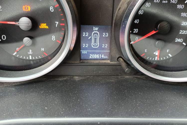 Used Haval H6 2015 Revised Version Sport Edition 1.5T Manual Transmission Two-Wheel Drive Elite Grade