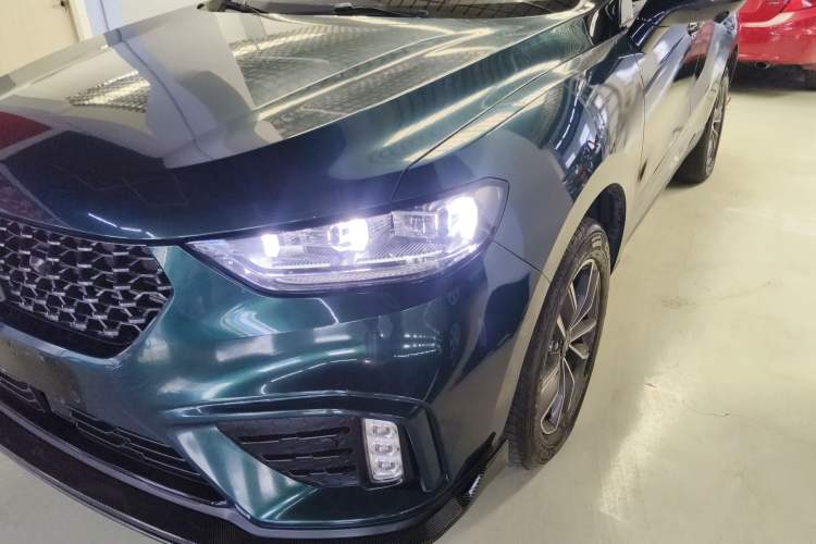 Used Wey VV5 2020 1.5T Two-Wheel Drive Smart Pioneer
