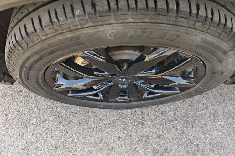 Used CHANGAN OSHAN X5 PLUS 2023 1.5T DCT Navigation Edition