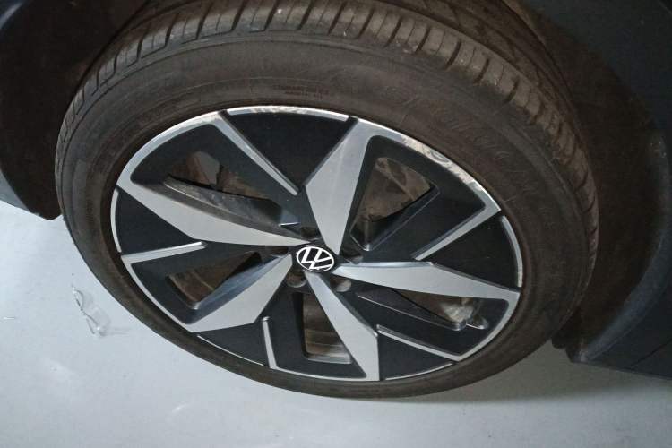 Used Volkswagen ID.4 CROZZ 2022 Long-Range Lite PRO Edition Exterior 5